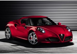 Alfa Romeo 4C a Ginevra, debutto mondiale per la supercar